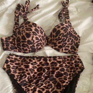 Brand New 2-piece Leopard Swimsuit.